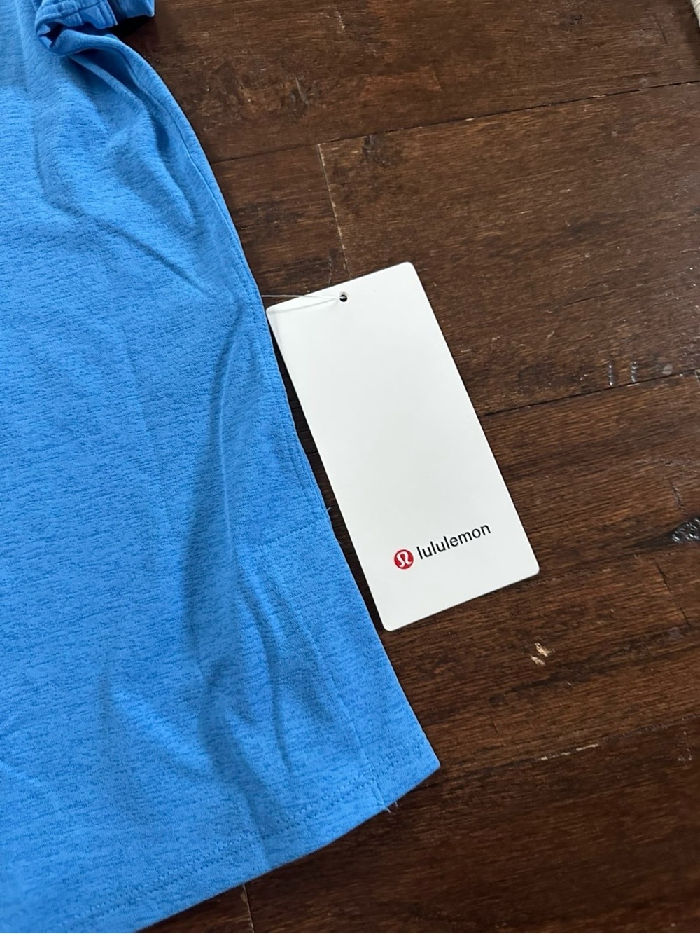 Lululemon Crewneck Short-Sleeve Tennis Club Tee. Pool Party size Large NWT - Picture 7 of 11